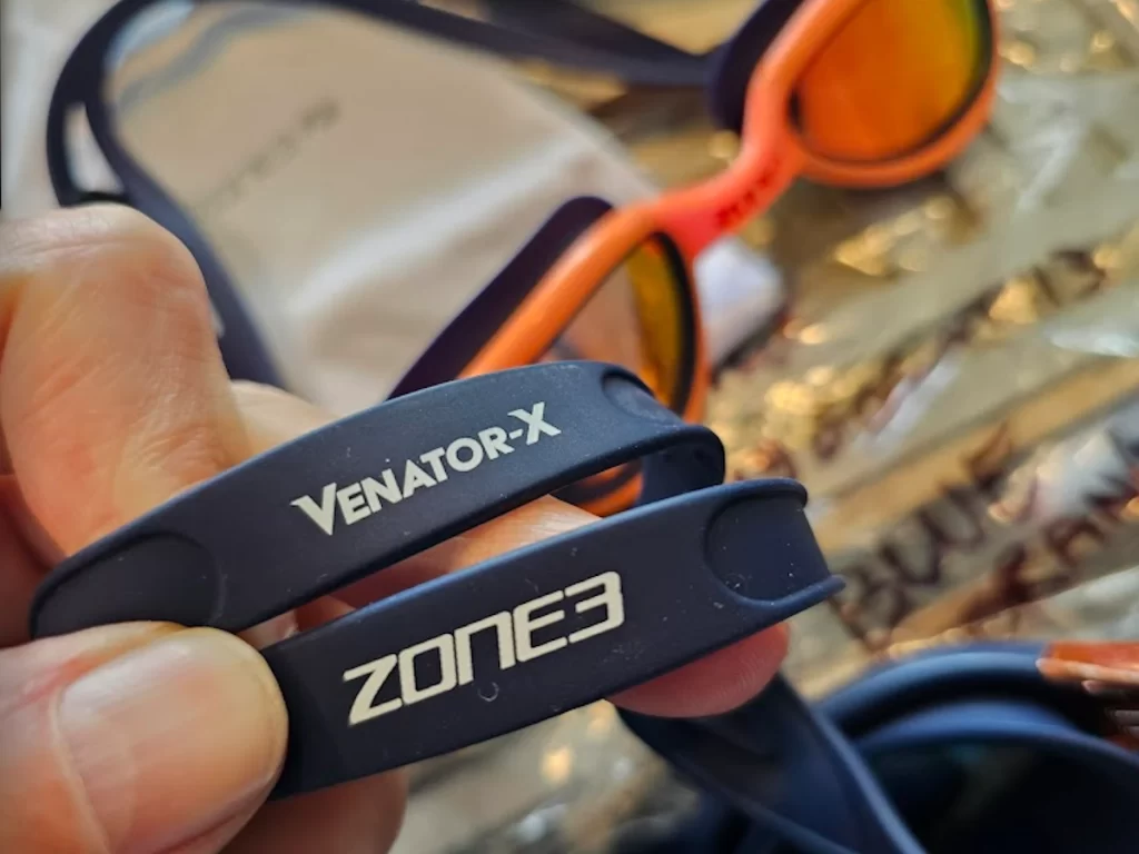 Zone3 Venator-X zwembril met brede lens en verstelbare band