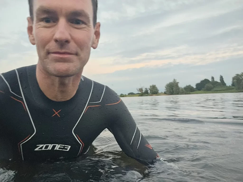Zone3 Vanquish X zwemmen in de Maas tijdens test